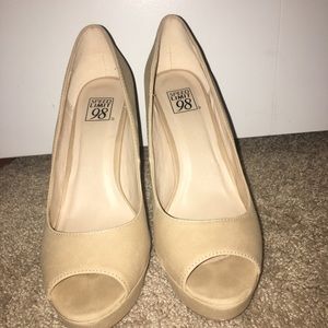 Tan pep toe heels